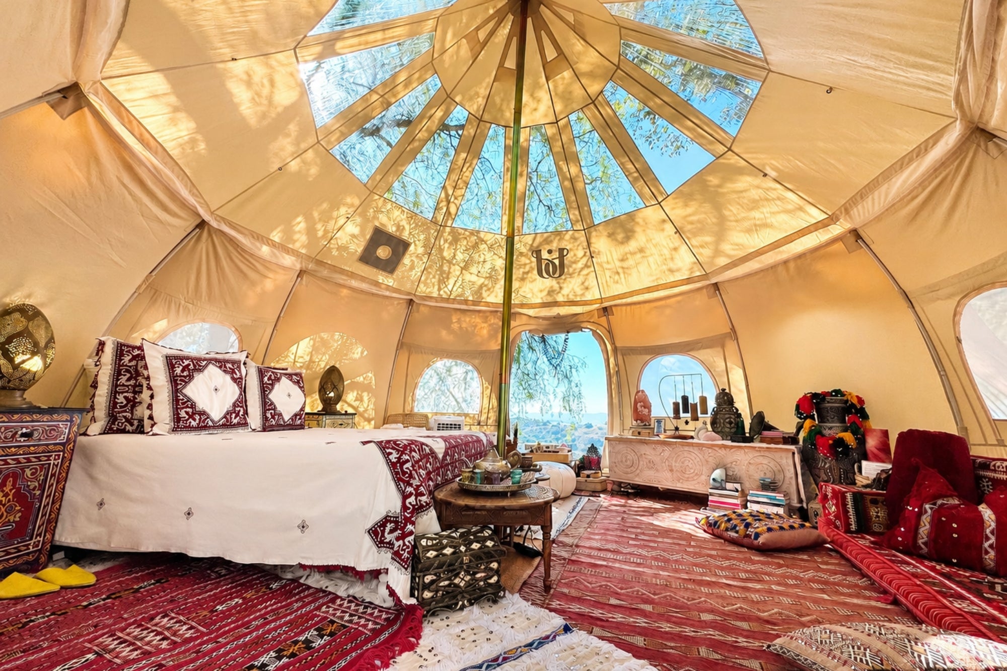 Stargazing roof inside the Better Bell luxury yurt tent